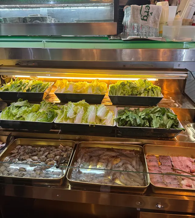 自助區集中在一處,整齊企理