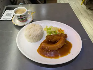 蒜蓉汁雞扒司華力腸飯