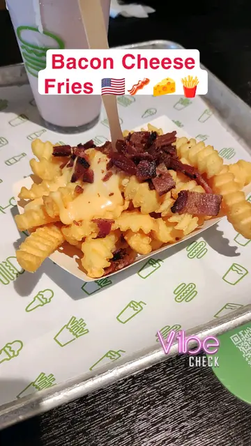Bacon Cheese Fries 🇺🇸🥓🧀🍟