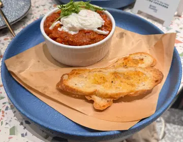 肉酱忌廉薯蓉·水波蛋