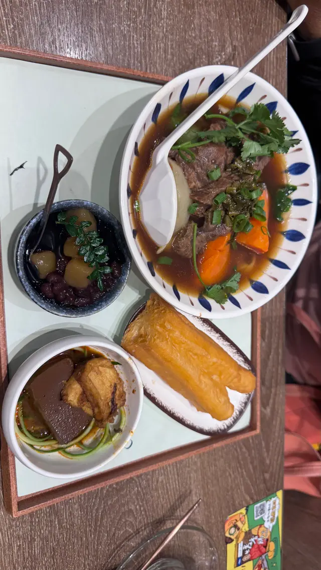 紅燒牛肉麵套餐