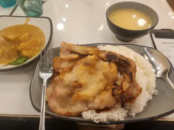 咖哩猪扒饭