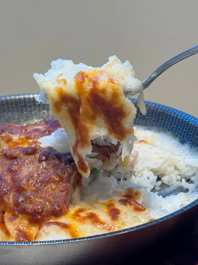 芝士白汁深海魚柳焗飯