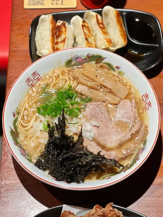 黑龍豚骨拉麵