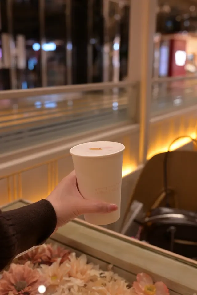 軟綿綿紅豆豆花鮮奶咖啡 