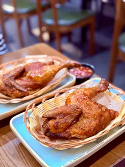 皇牌脆皮燒烤雞