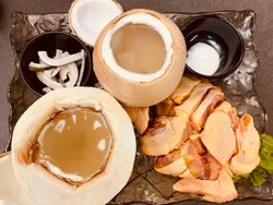 Coconut Chicken Hotpot 椰子雞鍋