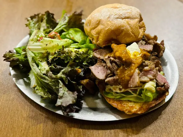 中東燒羊肉漢堡