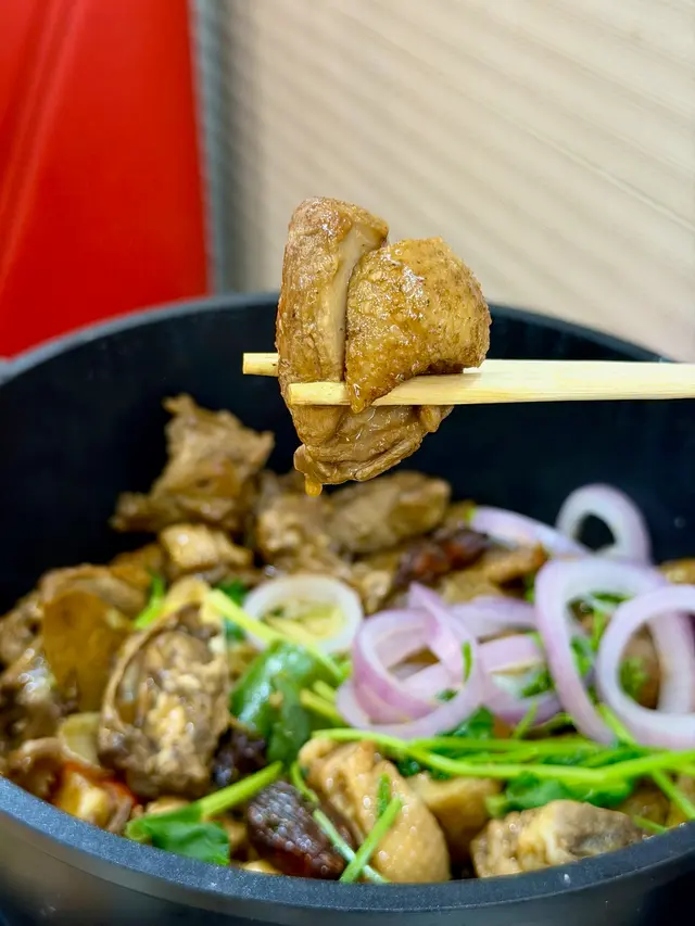 家鄉炆鴨煲（半隻）