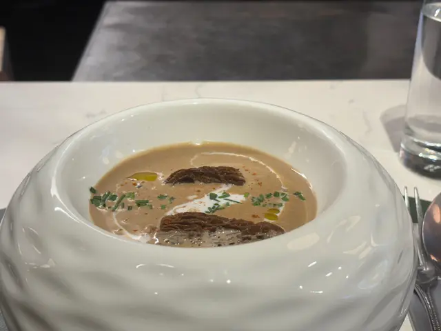 烤栗子湯配香煎羊肚菌