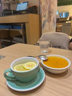 熱檸水+南瓜湯（是日湯品）
