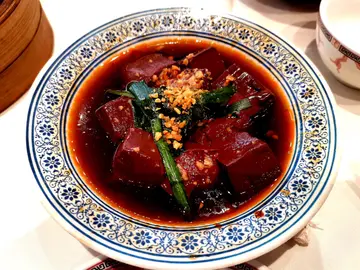 晨光老友记~韮菜猪红丶怀旧猪肚滑鸡烧卖加茶钱