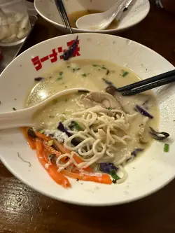 北海道牛乳忌廉汤鸡叉烧拉面