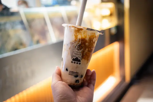 波霸豆腐花厚鮮奶