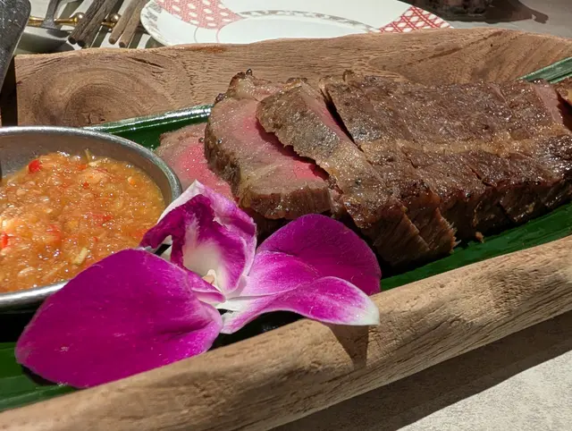 炭燒手切牛頸脊