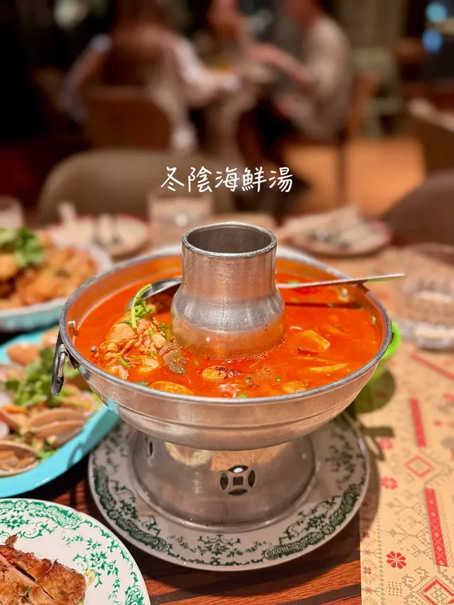 湯底香辣夠味,海鮮新鮮豐富,暖笠笠好滿足。#香港美食 #FoodieLife #DiningExperience #foodblogger