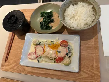 北海道忌廉橘香三文鱼菠菜