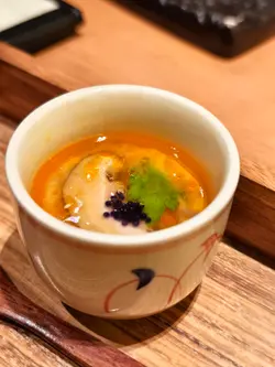 鱼子酱和牛蒸蛋