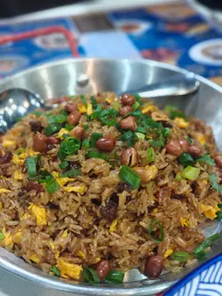 生炒臘味糯米飯