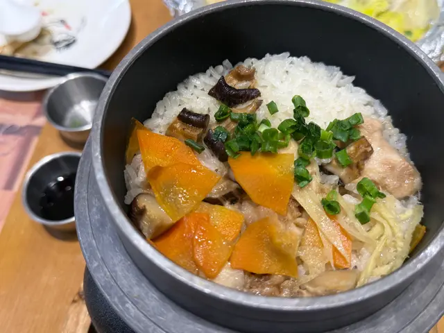 磨菇雞肉野炊飯