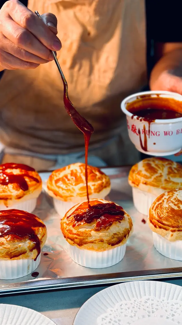 豉油焦糖 · 豆腐花 · 酥皮