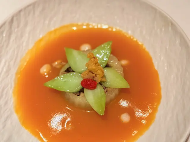  玉軟花柔 (雞頭米金湯胡瓜藏珍菌)