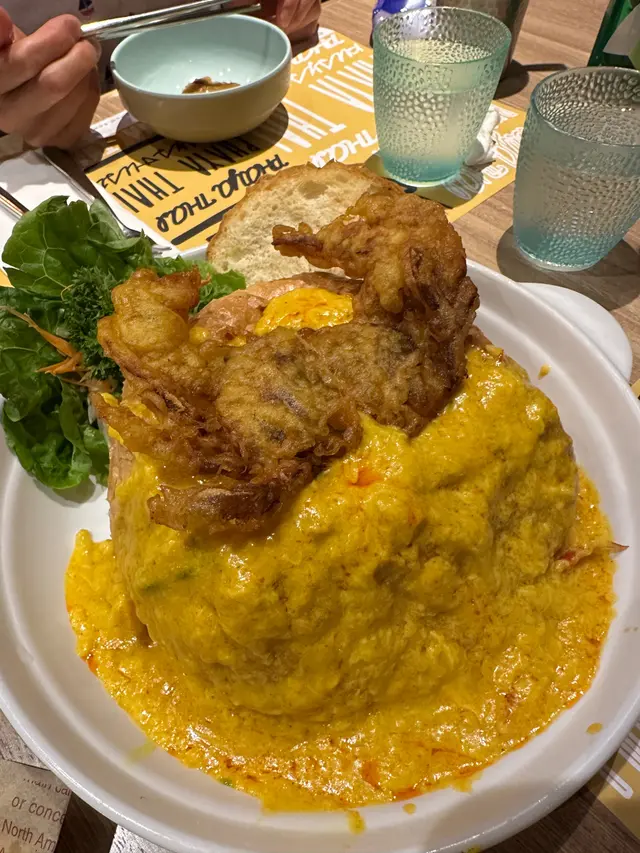 泰拍耶招牌黃咖喱麵包軟殼蟹